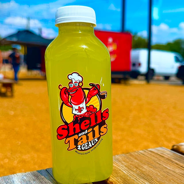 16 oz Kool-Aid/ Pinapple Lemonade.